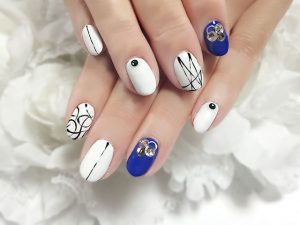 hand20160826white3