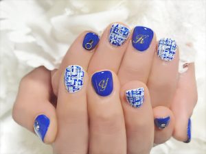 hand20161202blue1