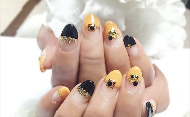 hand20161115yellow2
